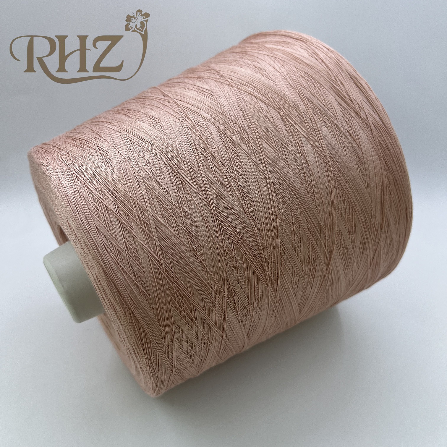 Polyesterová vs bavlněná příze: Vysvětlení klíčových rozdílů